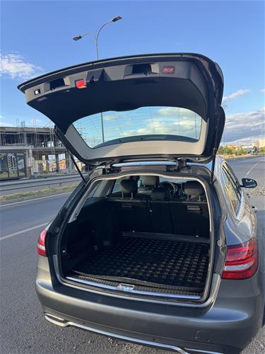 Mercedes Benz C220 4Matic