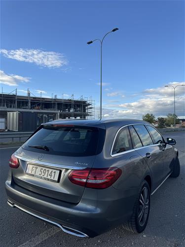 Mercedes Benz C220 4Matic