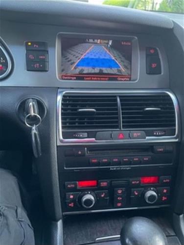 Shes veturen Audi Q7