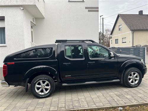 Shes Nissan Navara
