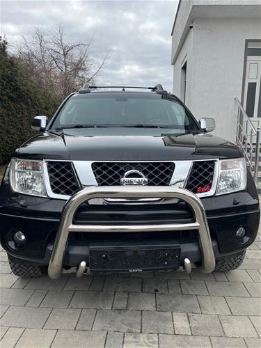 Shes Nissan Navara