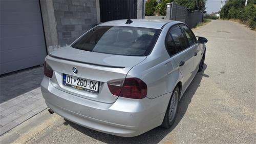 Shitet: BMW E90 318d (Viti 2006)