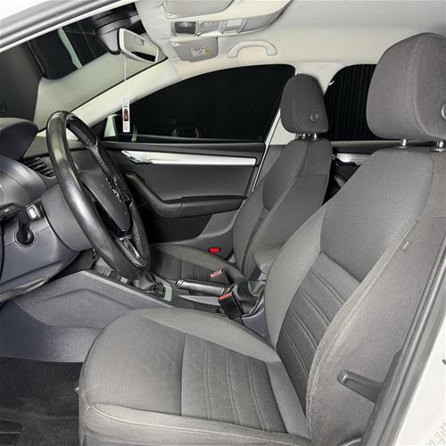 SKODA OCTAVIA 1.6TDI - BLUEMOTION - HIGHLINE