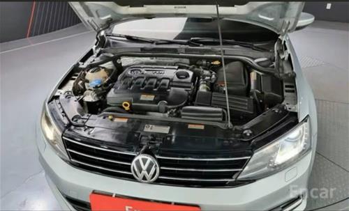 SHES VETUREN VW JETTA