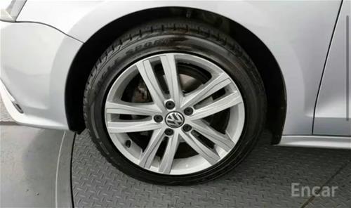 SHES VETUREN VW JETTA