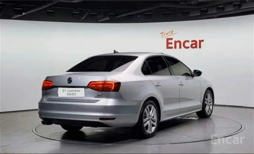 SHES VETUREN VW JETTA