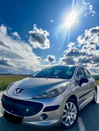 Shitet Peugeot 207