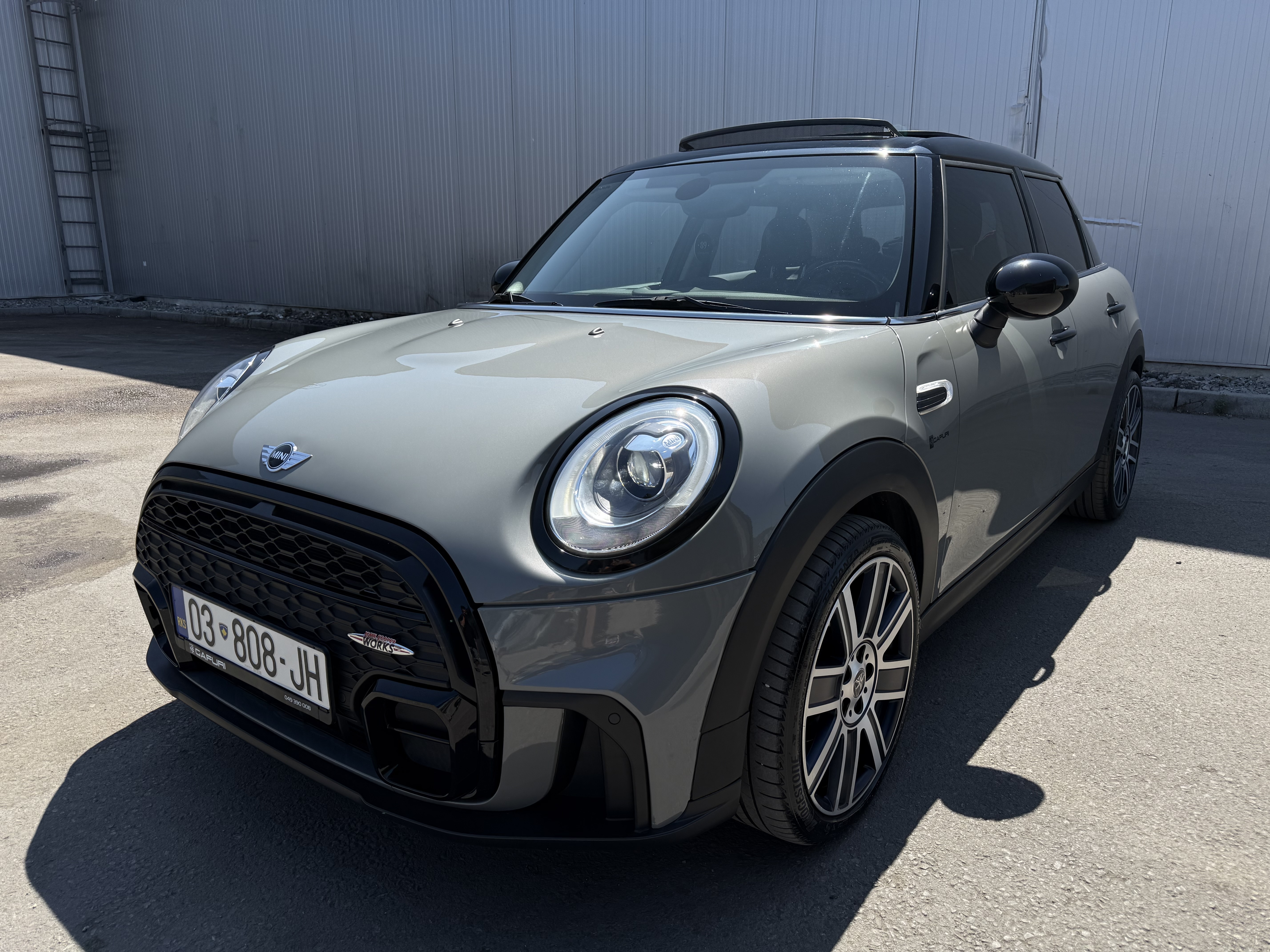 Mini Cooper " 2017 " 4 Dyer 1.5 Diesel