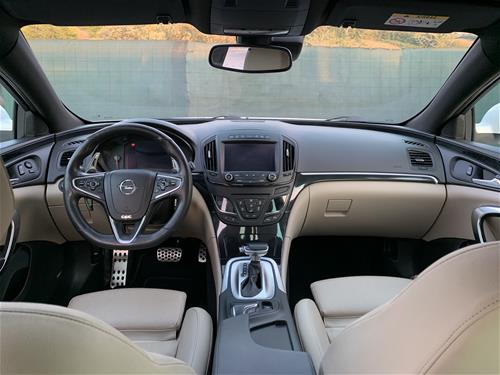 Opel Insignia OPC Line