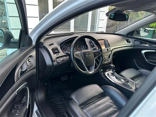 OPEL INSIGNIA 2.0CDTI AUTOMATIK 4X4 RKS 2015