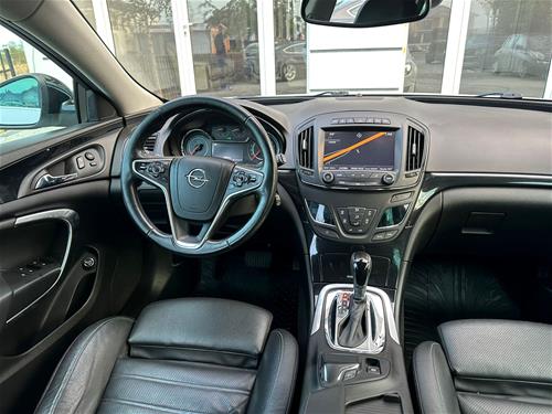 OPEL INSIGNIA 2.0CDTI AUTOMATIK 4X4 RKS 2015