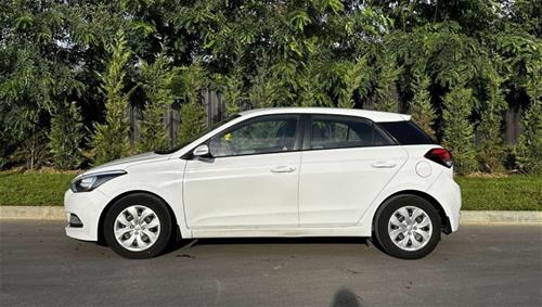 Shes veturen hyundai i20 1.1 dizel