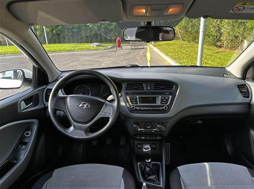 Shes veturen hyundai i20 1.1 dizel