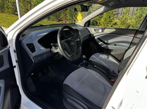 Shes veturen hyundai i20 1.1 dizel