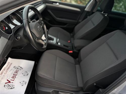 VW Passat B8.5 HIGHLINE 2.0 TDI AUTOMATIK 2023