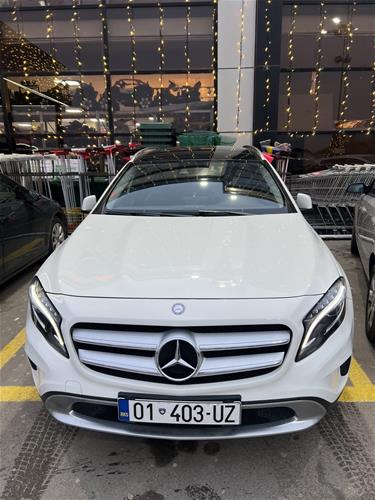 Mercedes GLA 4 MATIC - 2016