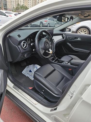 Mercedes GLA 4 MATIC - 2016