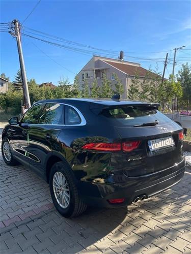 Shes veturen  Jaguar F-Pace