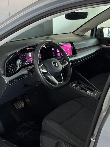VW Golf 8
