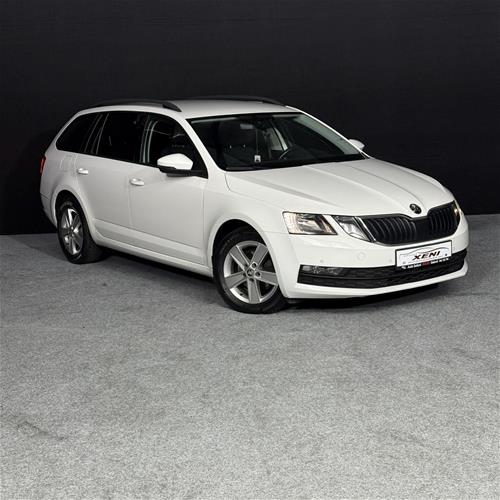 SKODA OCTAVIA 1.6TDI - BLUEMOTION DSG