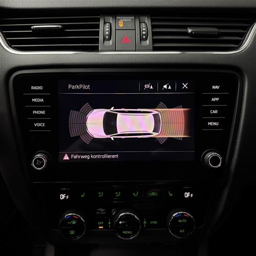 SKODA OCTAVIA 1.6TDI - BLUEMOTION DSG