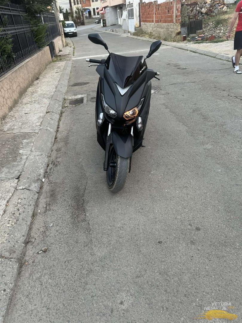 Yamaha X max
