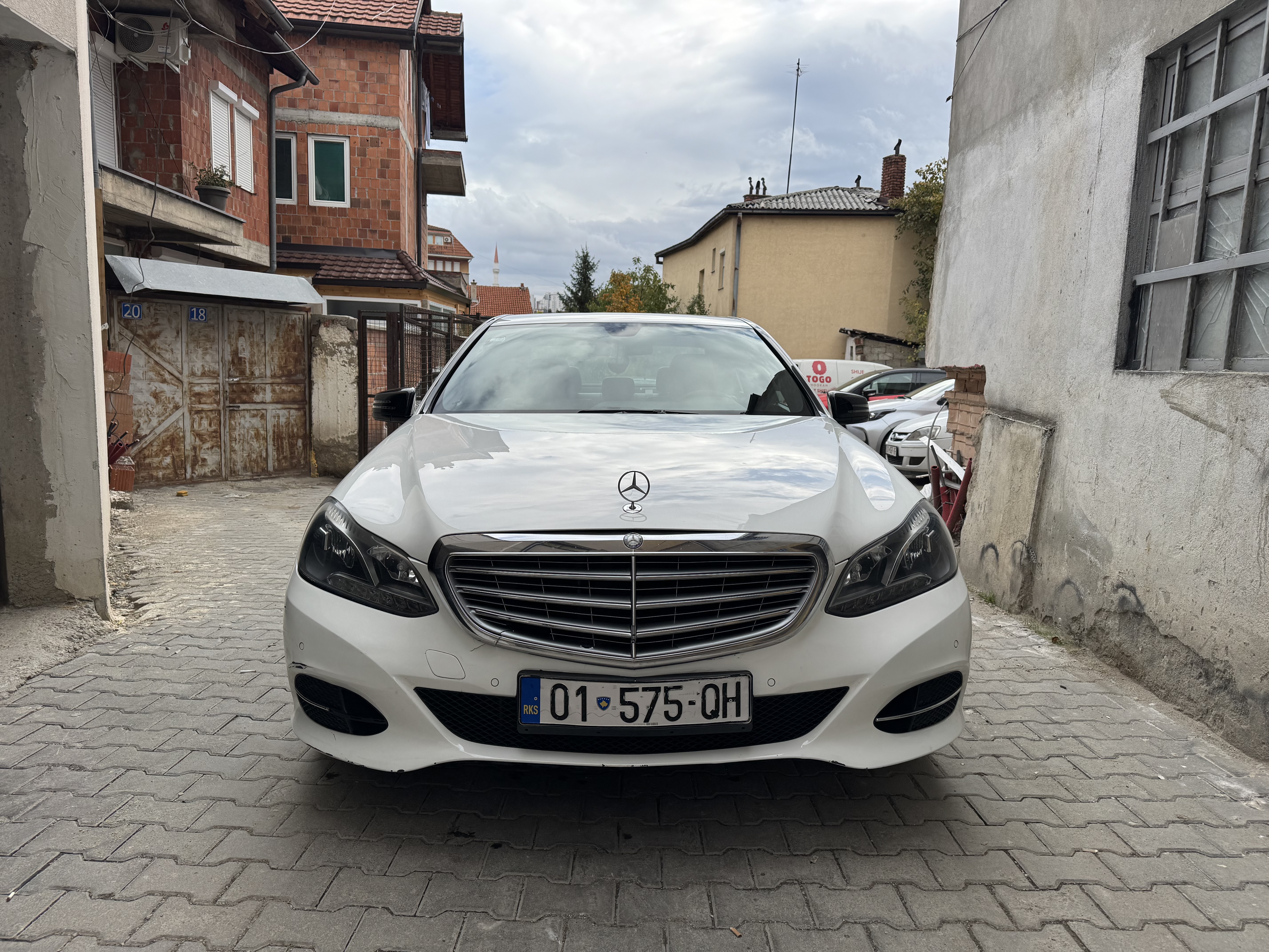 Mercedes Benz E class 200