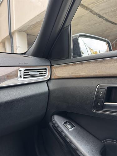 Mercedes Benz E class 200