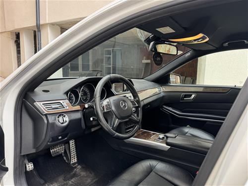 Mercedes Benz E class 200