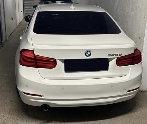 BMW 320d (2.0 naft)