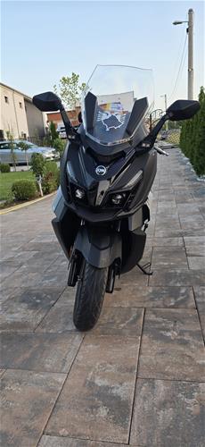 Shitet motori