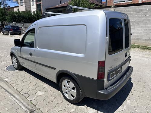 Opel Combo 1.7 CDTI Viti 2011  KM 140mi Kalume