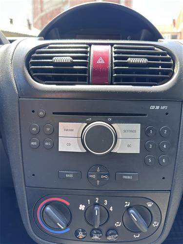 Opel Combo 1.7 CDTI Viti 2011  KM 140mi Kalume