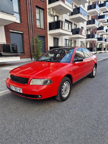 Shes Audi A4 B5 1.9 TDI RKS 3 muaj S-Line