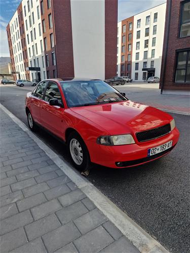 Shes Audi A4 B5 1.9 TDI RKS 3 muaj S-Line
