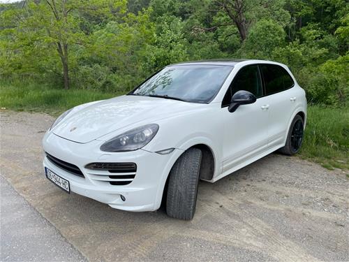 Porsche cayenne