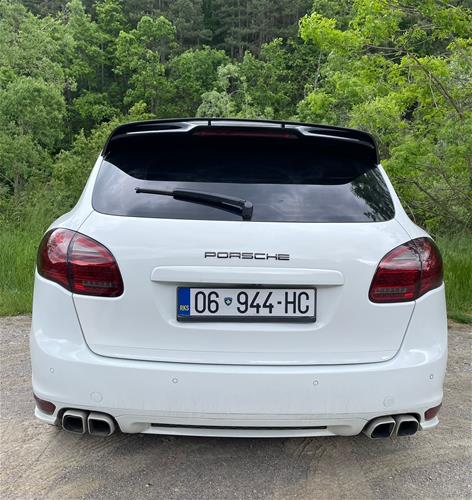 Porsche cayenne