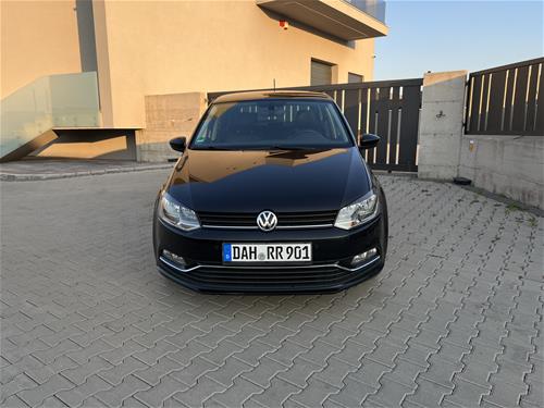 VW POLO HIGH LINE 2015