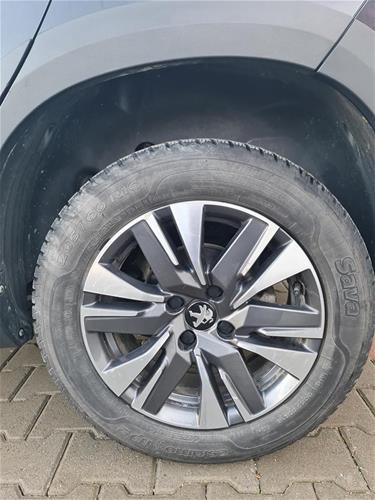 Peugeot 2008 ALLURE