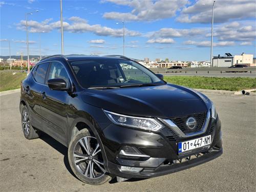 Shes veturen Nisean Qashqai
