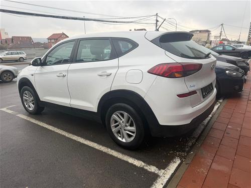 Shes veturen Hyundai Tucson