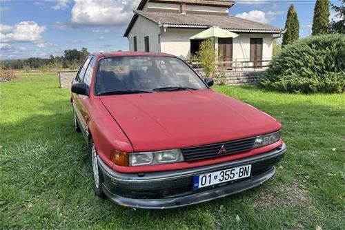 Shes Veturen Mitsubishi Galant 2.0 Benzin