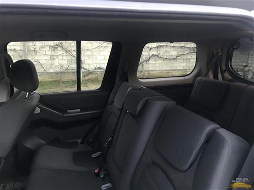 Shitet Nissan Pathfinder 2.5 2012