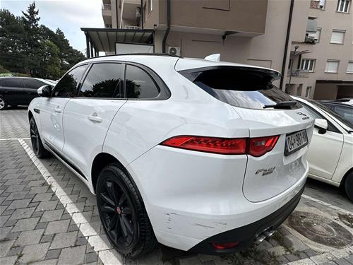 Shitet Jaguar F-Pace