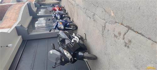 ENESI MOTO Gjilan , Kosovë   Shiten Skuterat te Importuar nga Zvicrra 🇨🇭🇨🇭