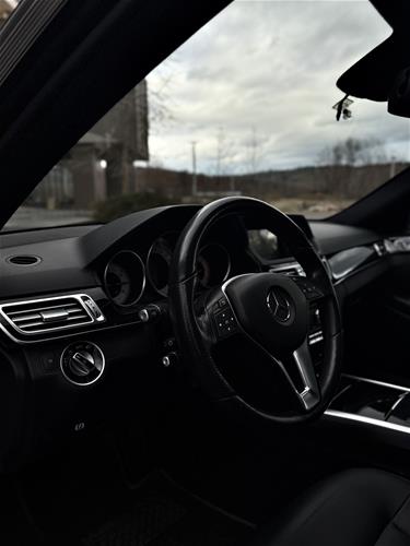 Mercedes E-class 220