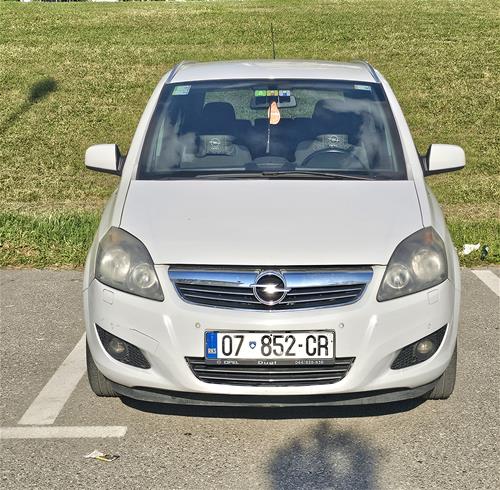 OPEL ZAFIRA B