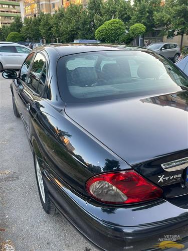 Shes veturen Jaguar x-type 2.2
