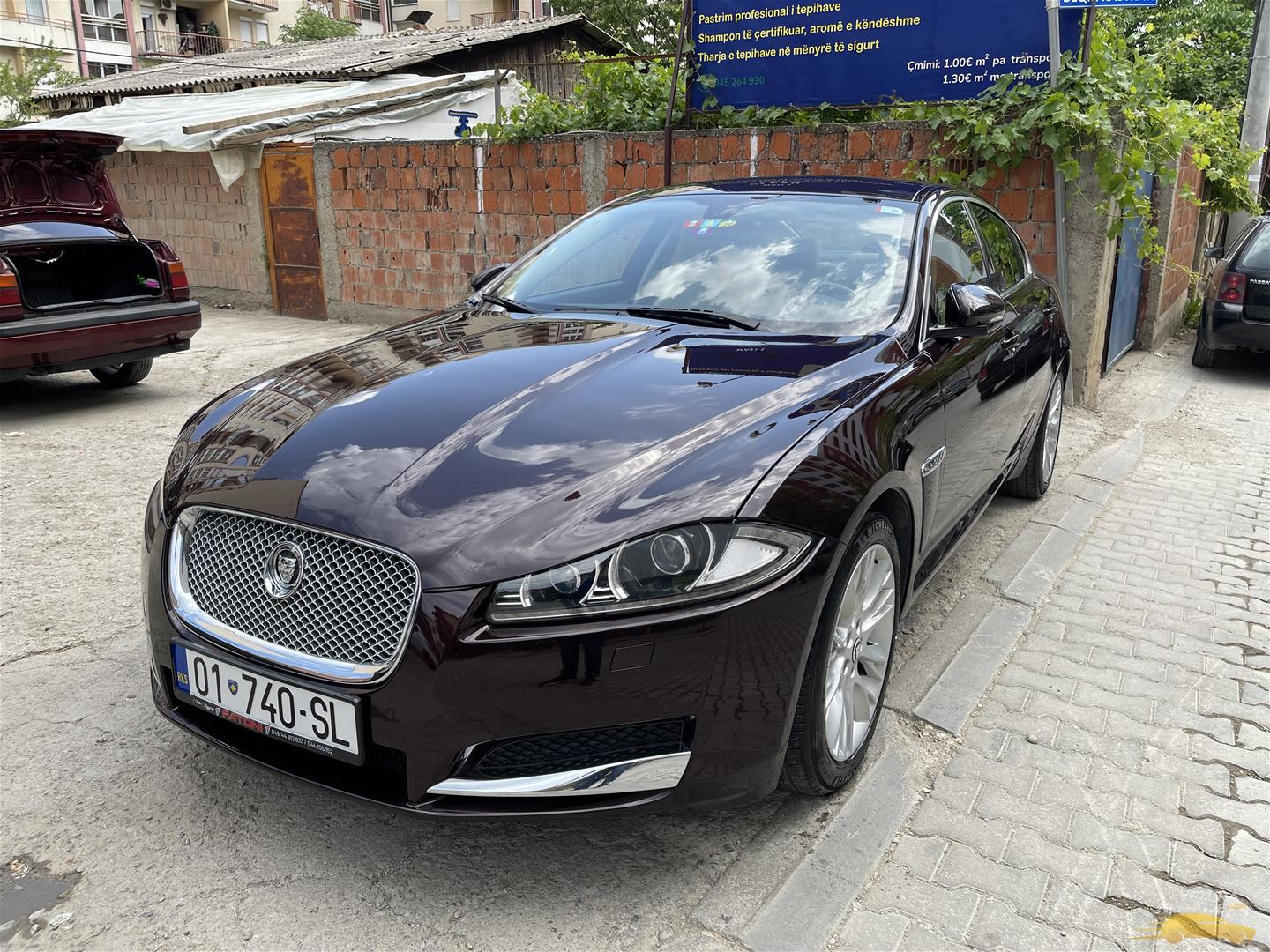 Shitet Jaguar XF