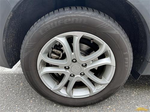 Shes Veturen ( Gjip) Hyundai Tucson ne gjendje perfekte.